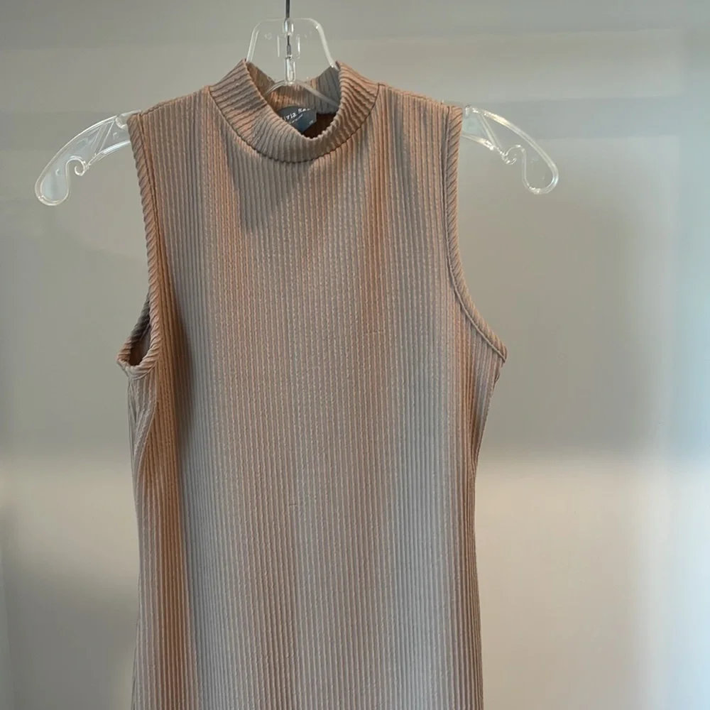 NWT Olivia Rae Size XS Taupe Sleeveless Turtleneck MIdi Dress